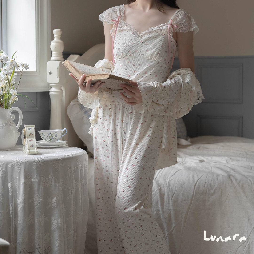 Rosé Bloom – Floral Lace Pajama Set