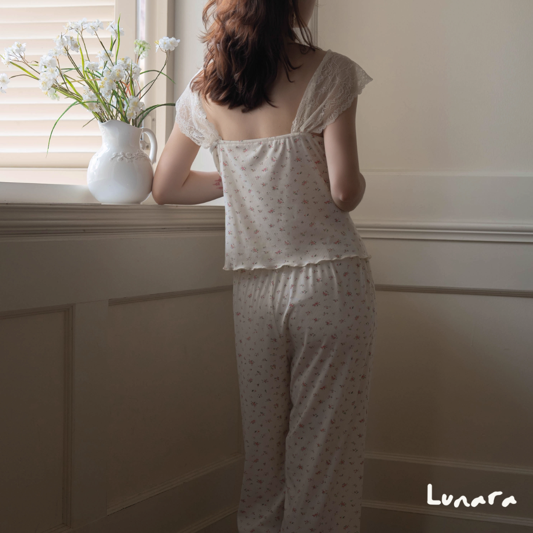 Rosé Bloom – Floral Lace Pajama Set